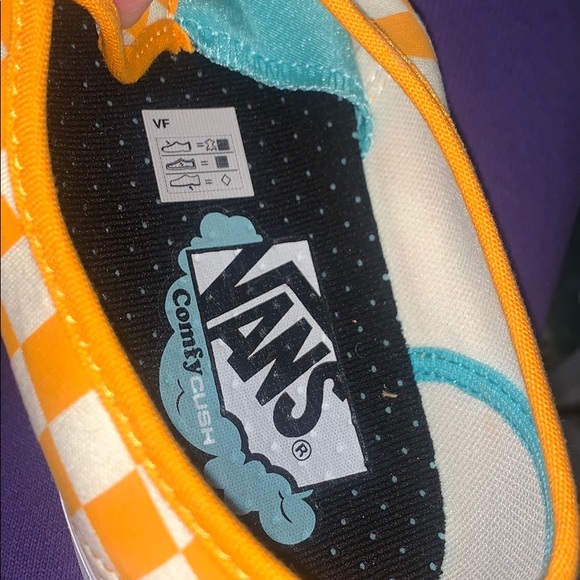 >Ⓜ️COMFYCUSH  AUTHENTIC CHECKER ZINNIA(YELLOW) WHITE CANVAS SUEDE BRAND NEW VANS - Picture 4 of 13